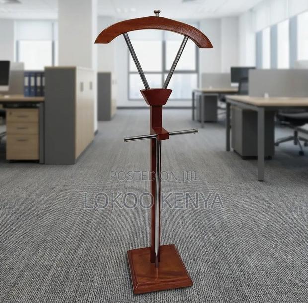 Coat Hanger; Modern Executive Boss Office Coat Hanger - thumbnail 2