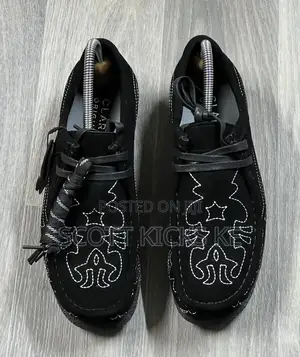 Clarks X Supreme Low Cut