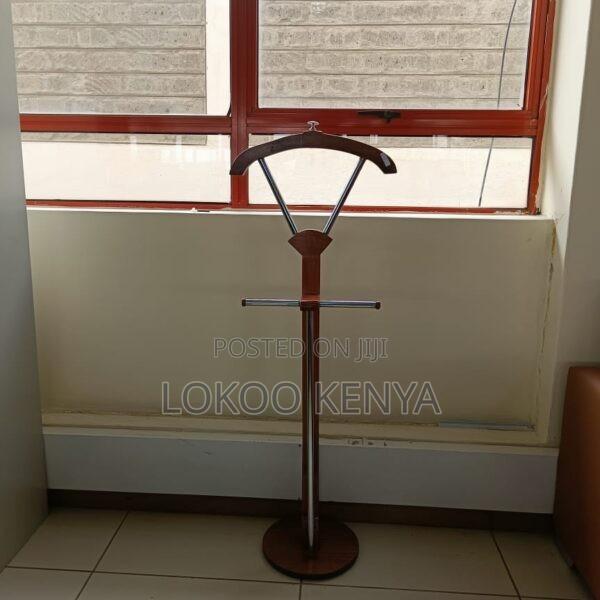 Coat Hanger; Modern Executive Boss Office Coat Hanger - thumbnail 4