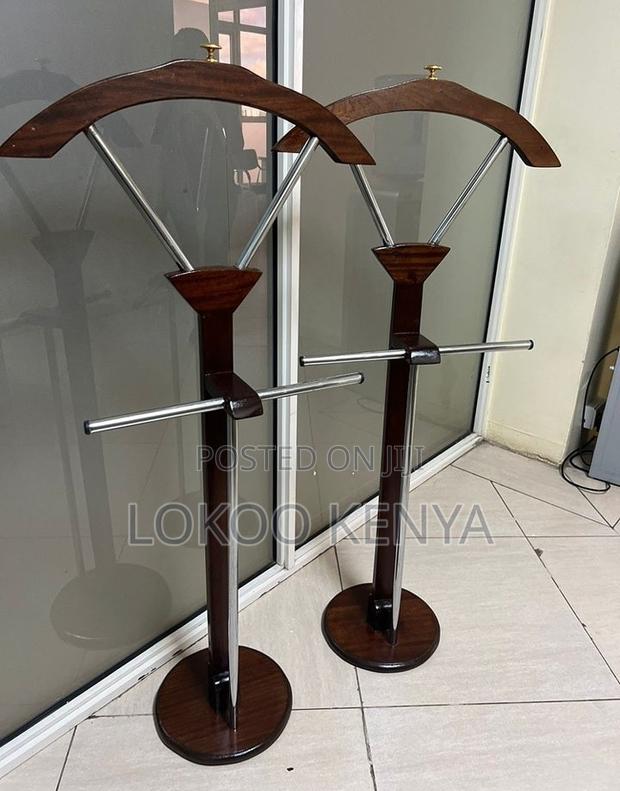Coat Hanger; Modern Executive Boss Office Coat Hanger - thumbnail 5