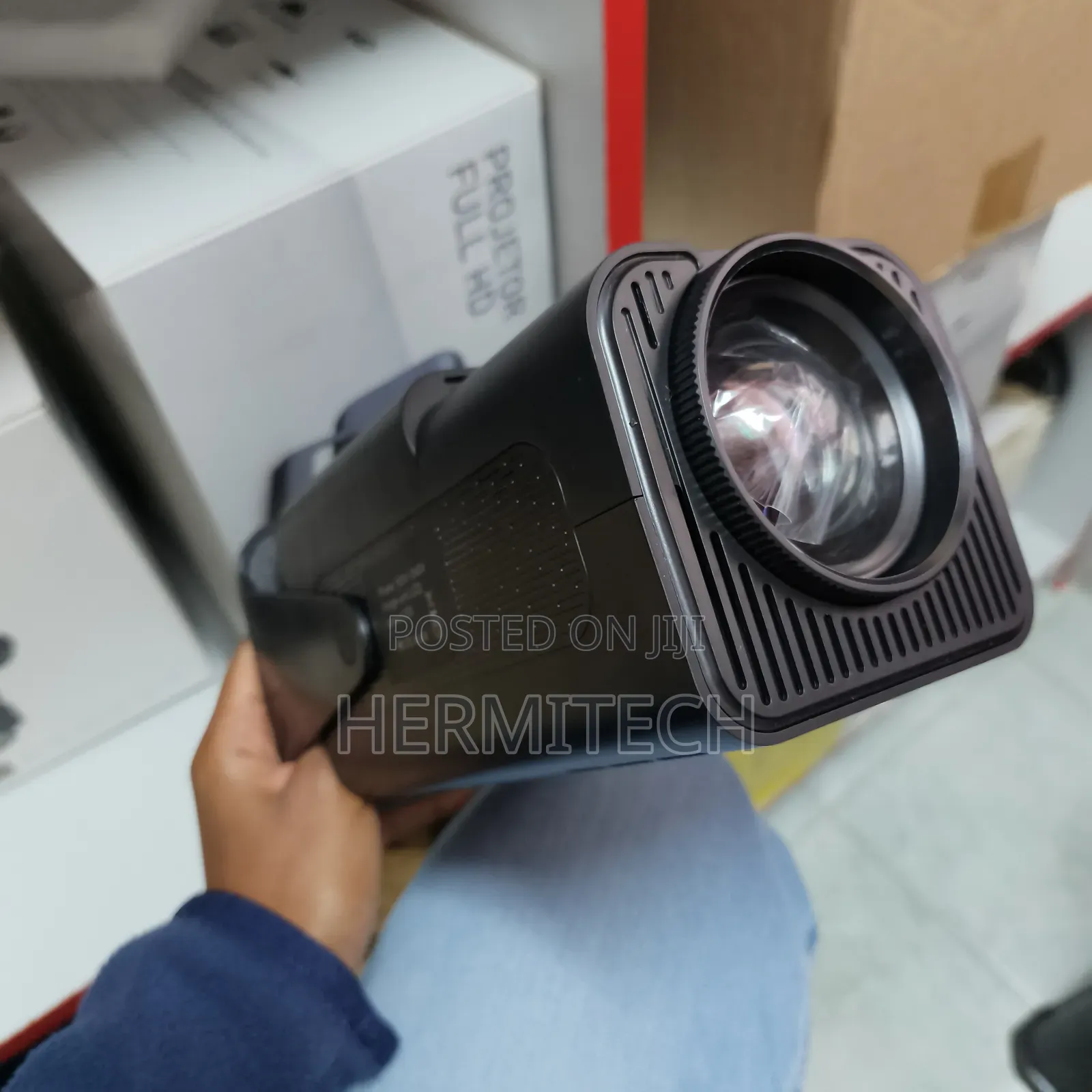 Hy 320 Normal Projector Resolution Videos With Hdmi Port