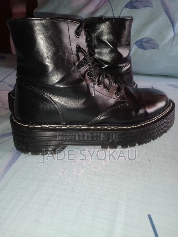 Double Sole Boot Great Quality and Good Shape - thumbnail 3