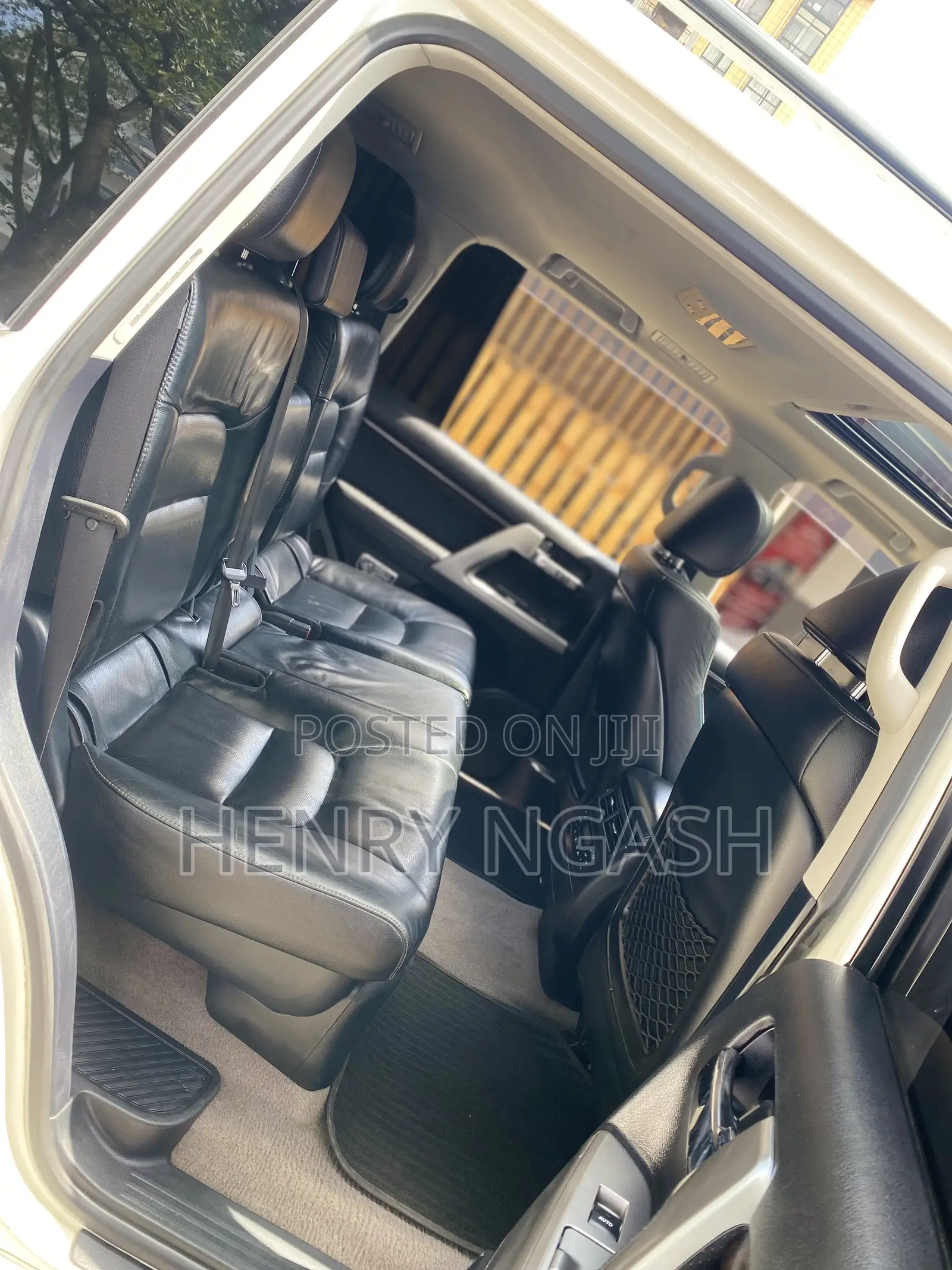 Toyota Land Cruiser 2015 White