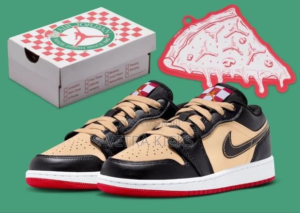 Air Jordan 1 Low Se "Pizza"