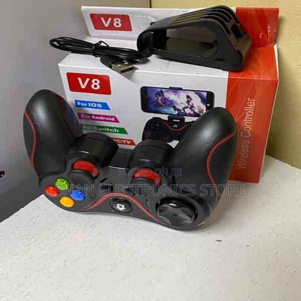 Joystick V8 Ps3 and Pc Game Pad With Phone Holder Game Controller
