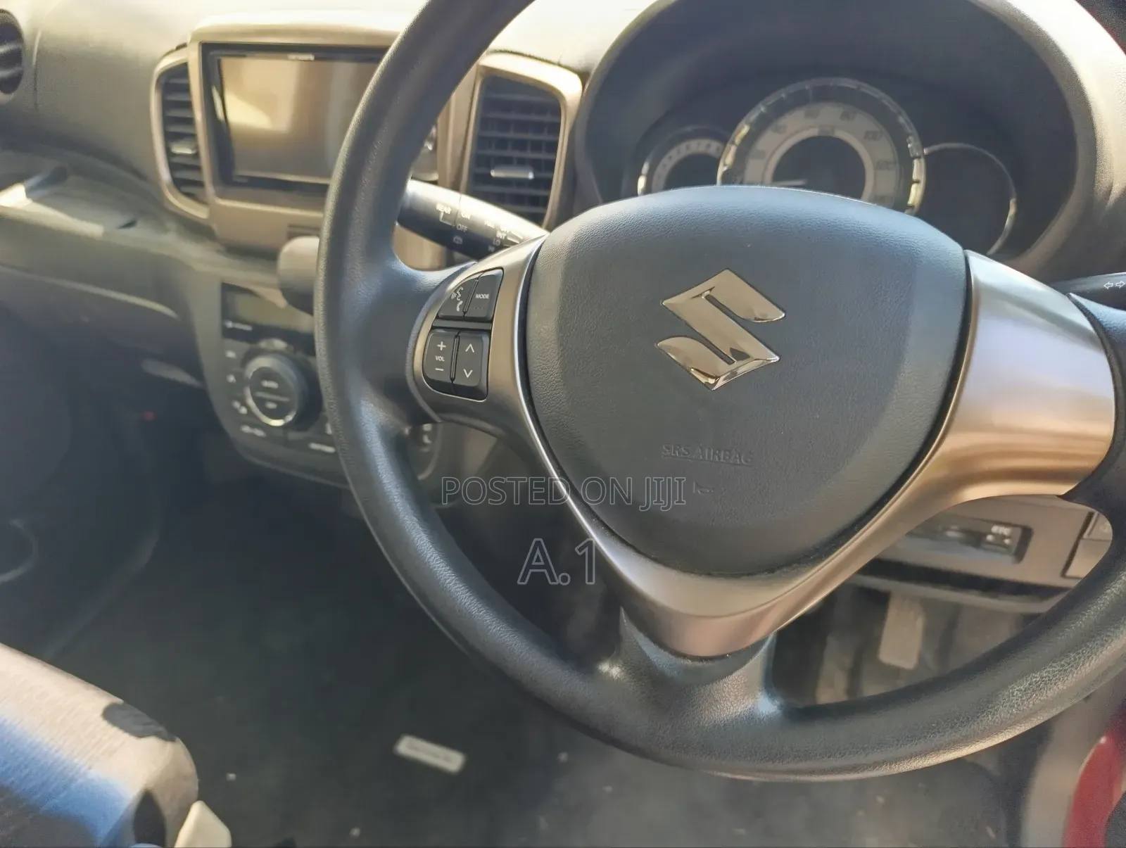 Suzuki Spacia 2019 Red