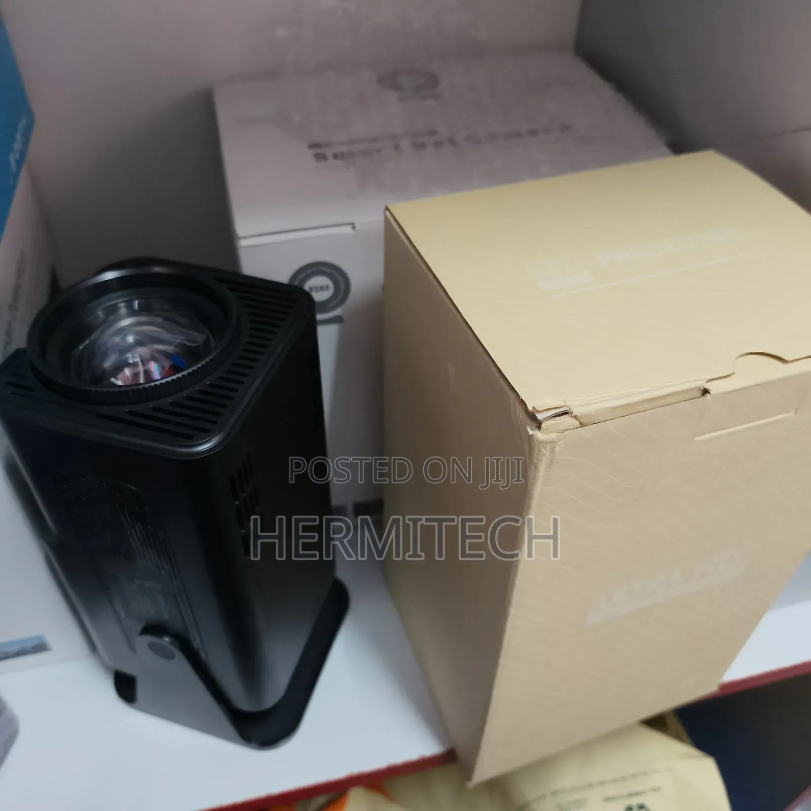 New Model Projectors,Clear Display, Wifi Smart, Bluetooth Connectivity