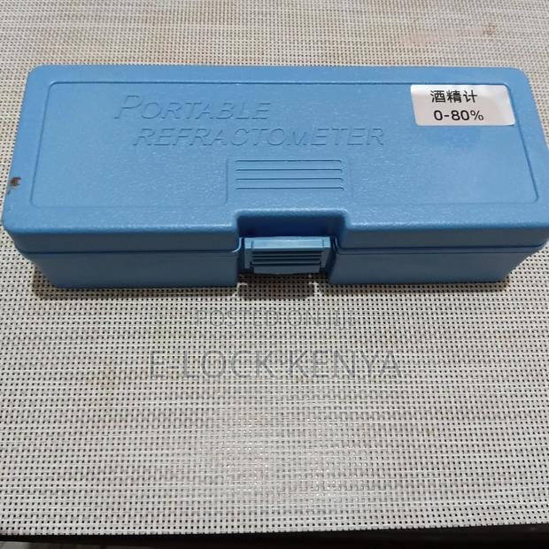 Visible Reading Alcohol Refractometer - main view