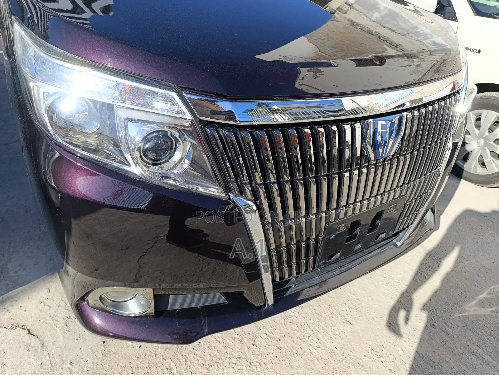 Toyota Esquire 1.8 FWD Hybrid (7 seater) 2018 Purple
