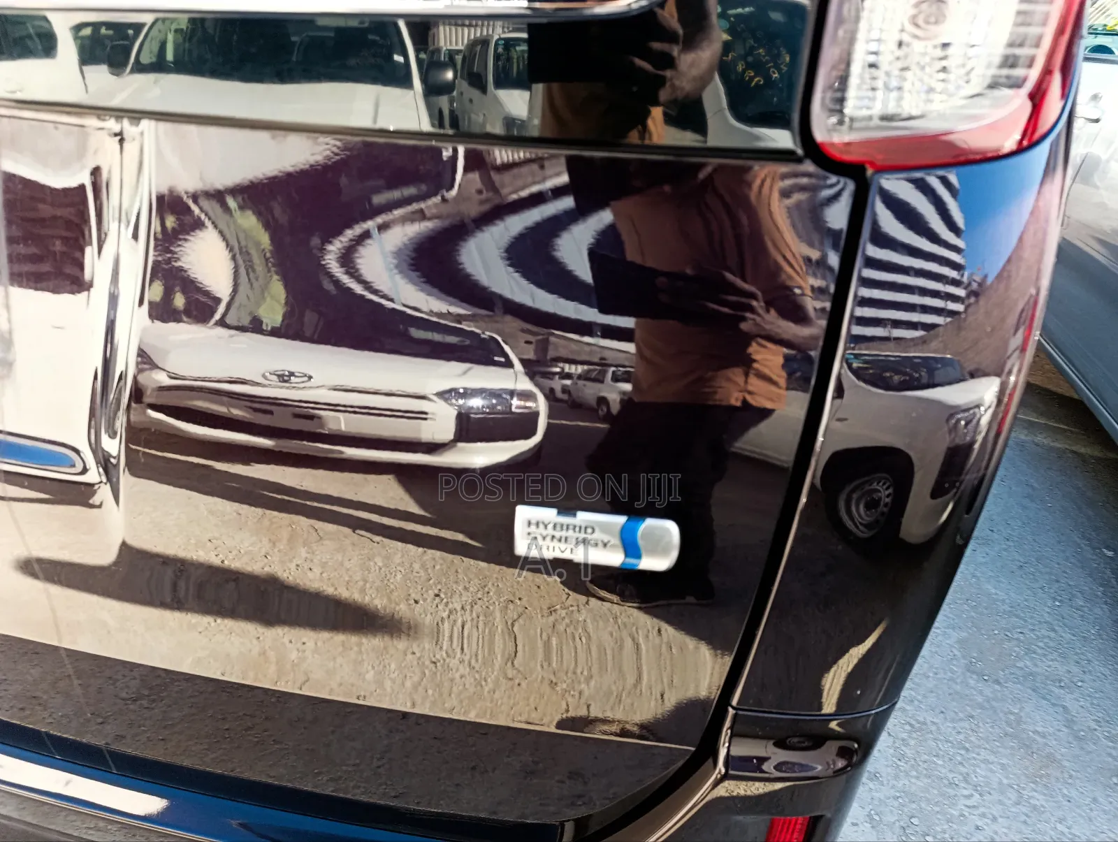 Toyota Esquire 1.8 FWD Hybrid (7 seater) 2018 Purple