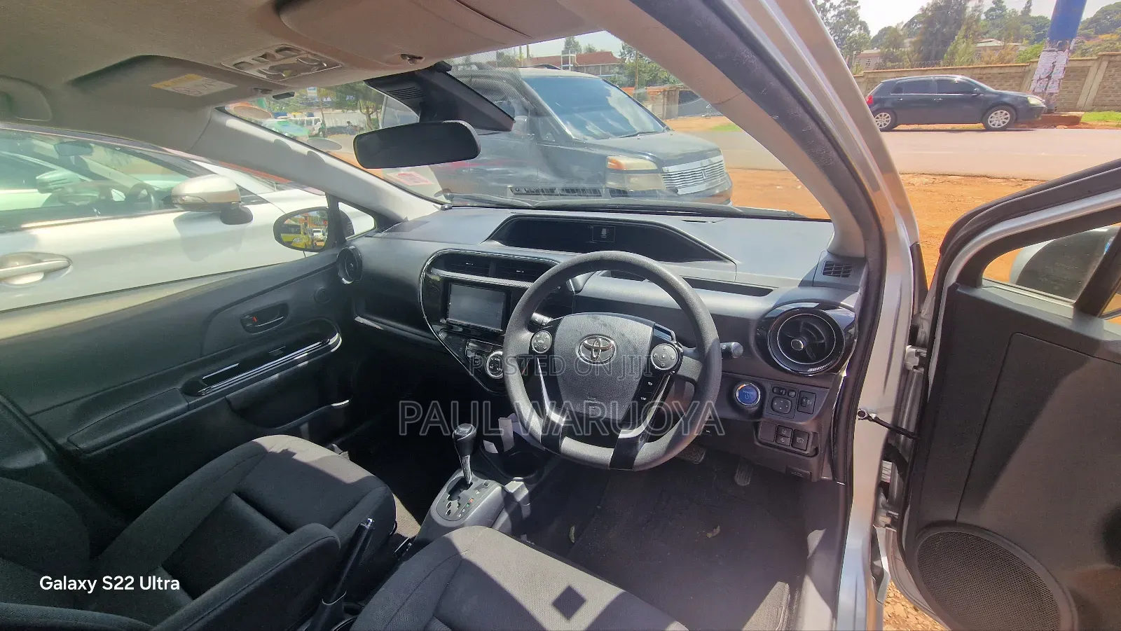 Toyota Aqua 2019 Silver
