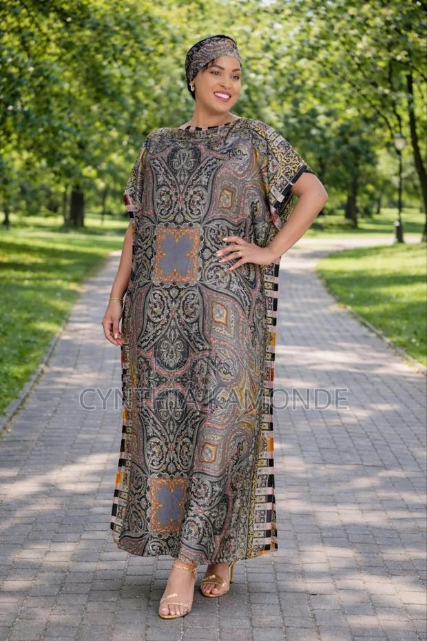 Pretty Silk Dera Dress - thumbnail 3