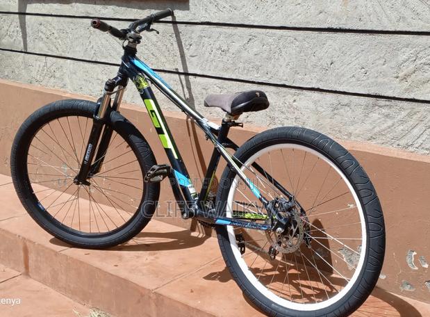 27.5 MTB With Hookworms Tyres, Mafia Seat Good for Stunts. - main view