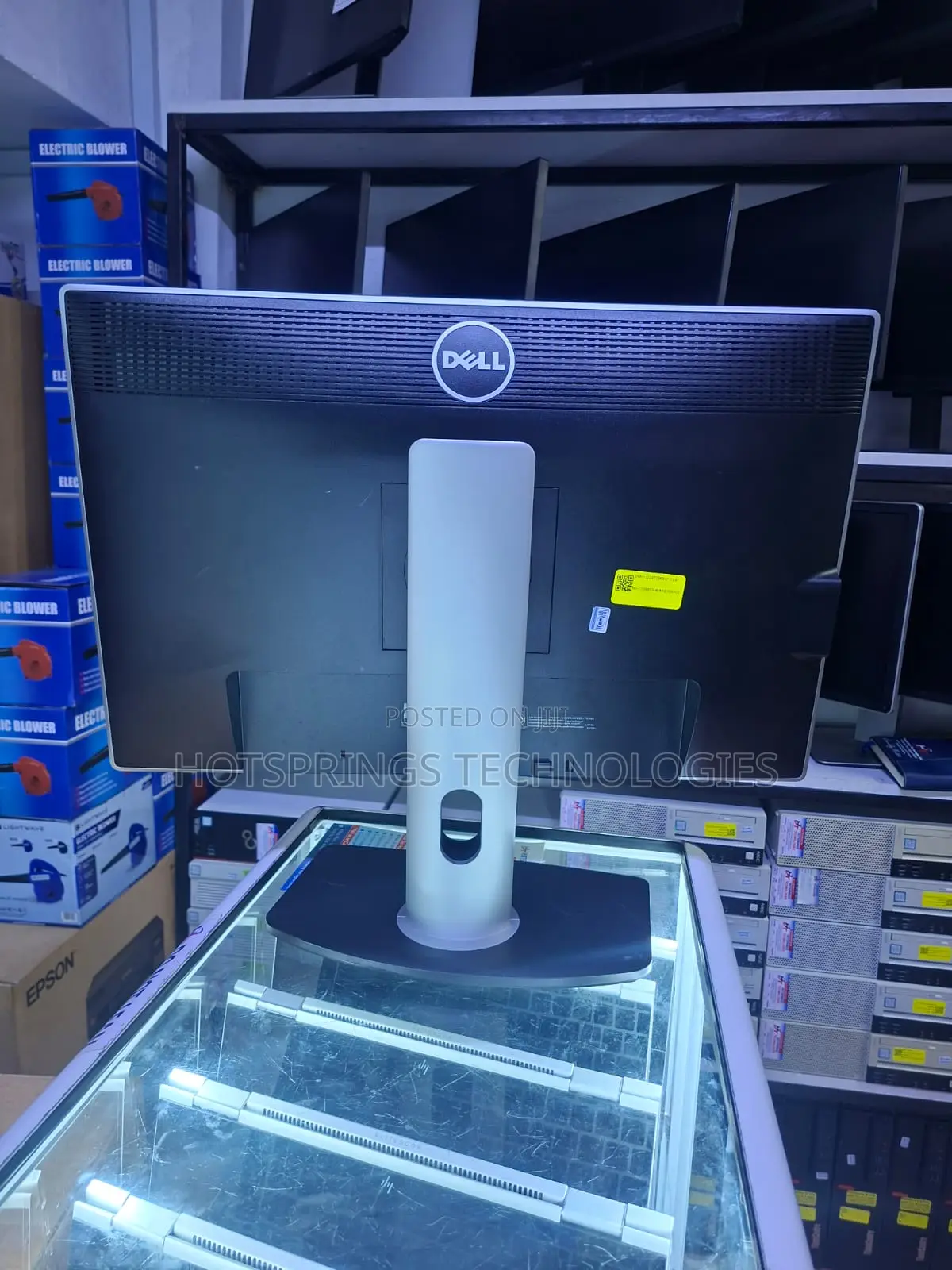 Dell Ultrasharp 2412m Monitor