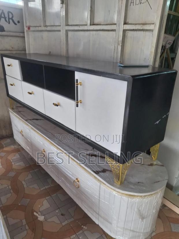 Rectangular White Black Tv Stand