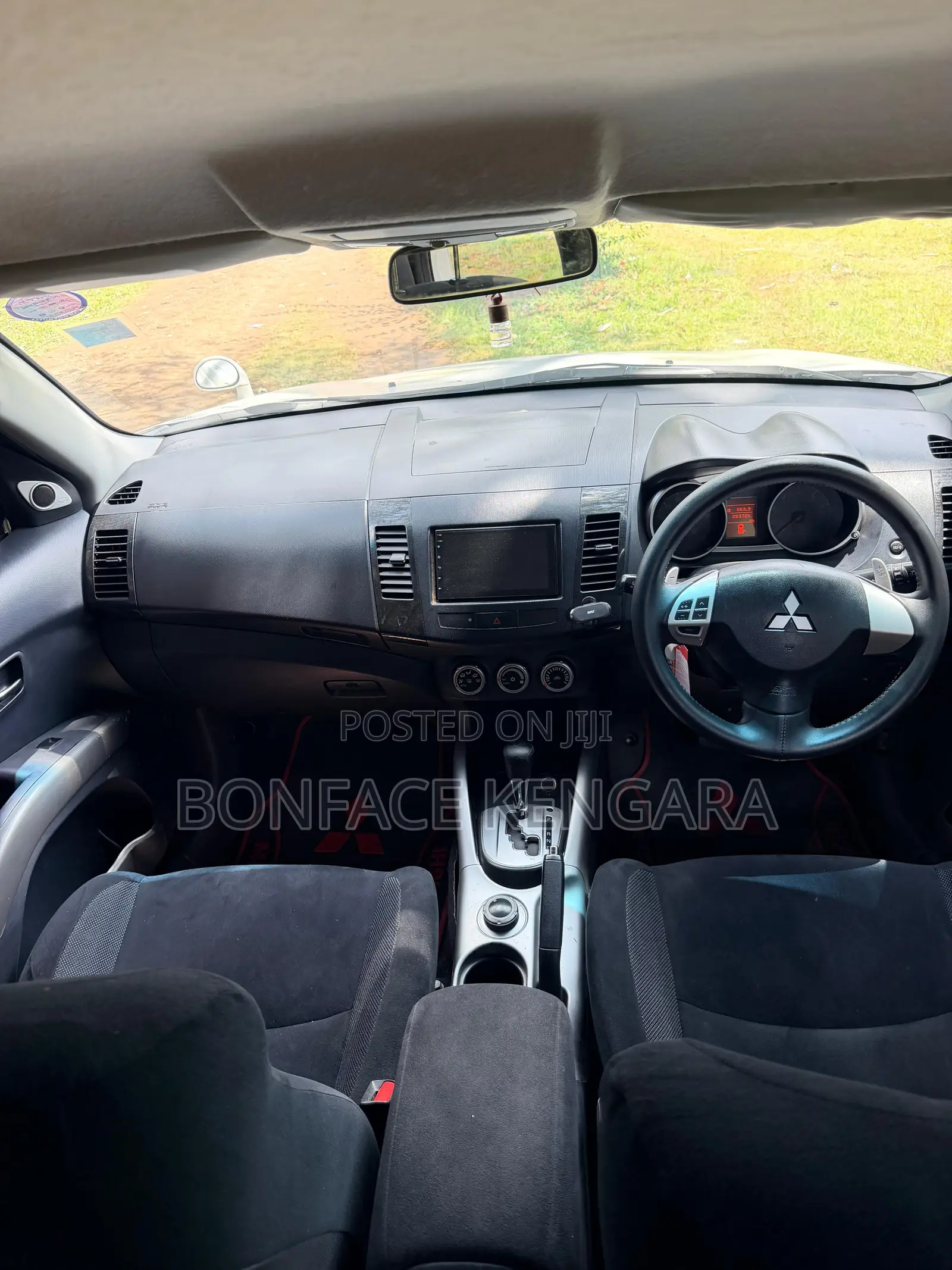 Mitsubishi Outlander 2.4 GLS Automatic 2009 White