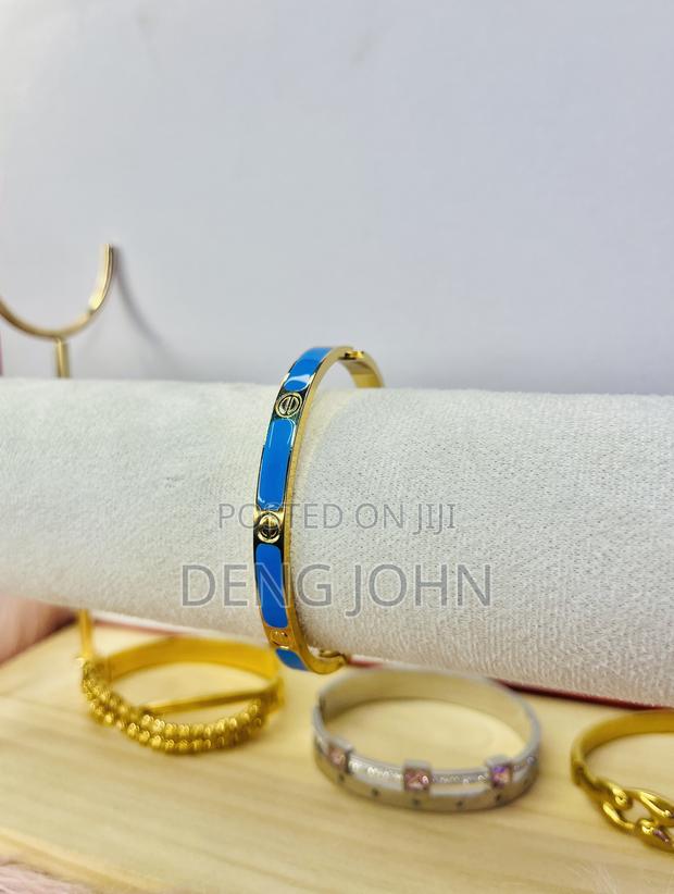Cartier Bracelets - thumbnail 3