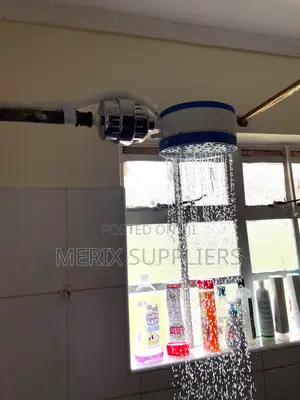 Multi-Stage Shower Head Filter Removes Chlorine Harmful Substances