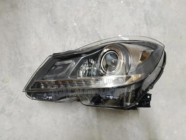 Headlamp Mercedes Benz W204 Left