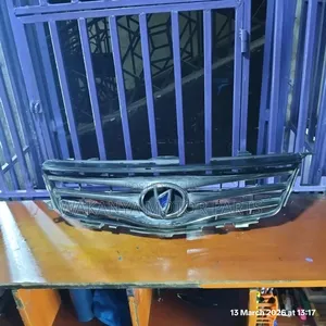 Toyota Blade Front Grille, Model 2008. Clean Ex Japan Motor Parts