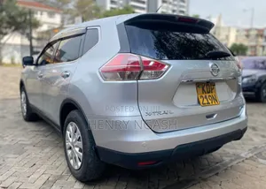 Nissan X-Trail 2016 Silver