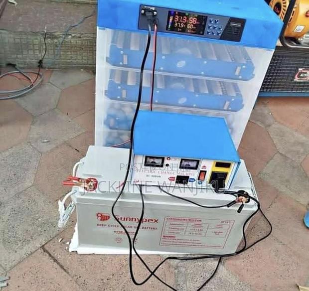 New Eggs Incubator 320 Eggs + 150ah Battery Back Up - main view