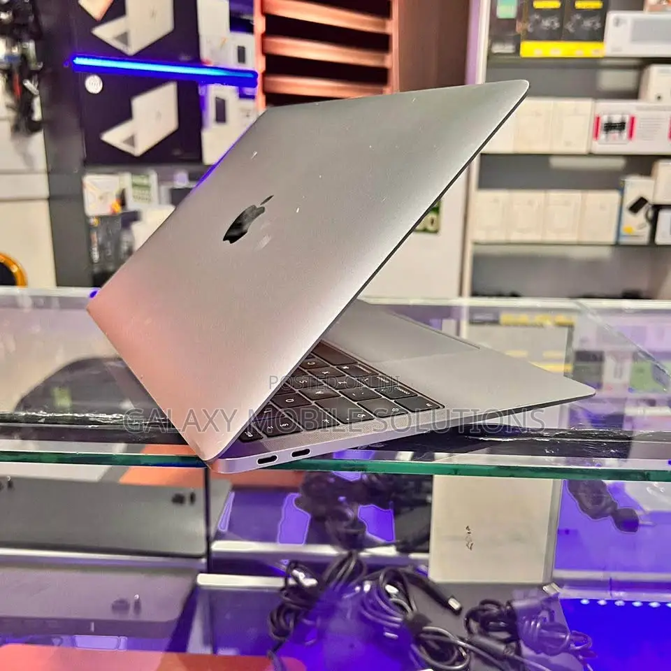 Laptop Apple MacBook Air 2019 8GB Intel Core i5 SSD 256GB