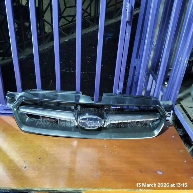 Subaru Legacy Bp5/Bl5 Grille, Model 2005. Clean Ex Japan Parts