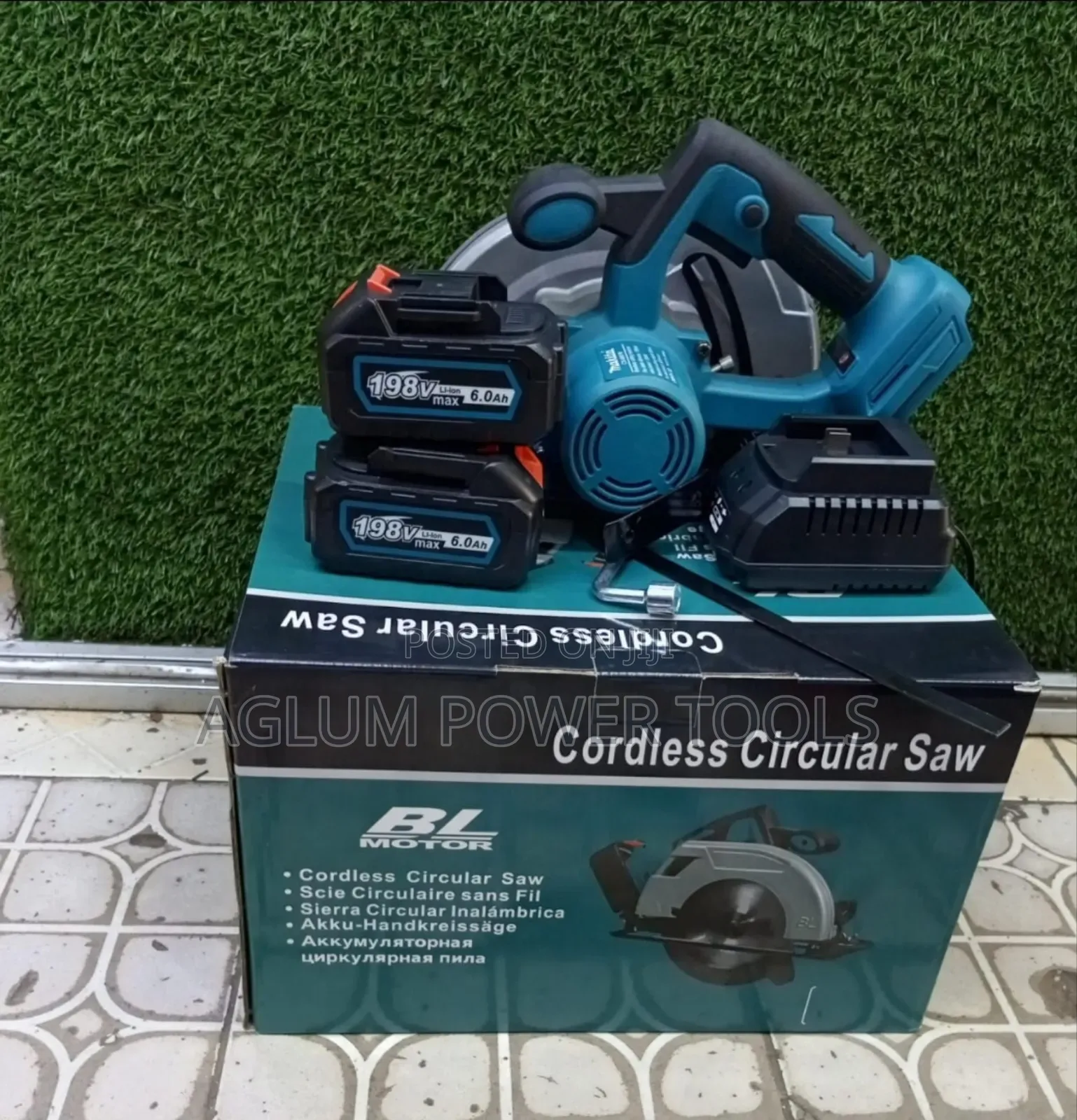 Makita Cordless Circular 7 Inch With Two Batteries 198v