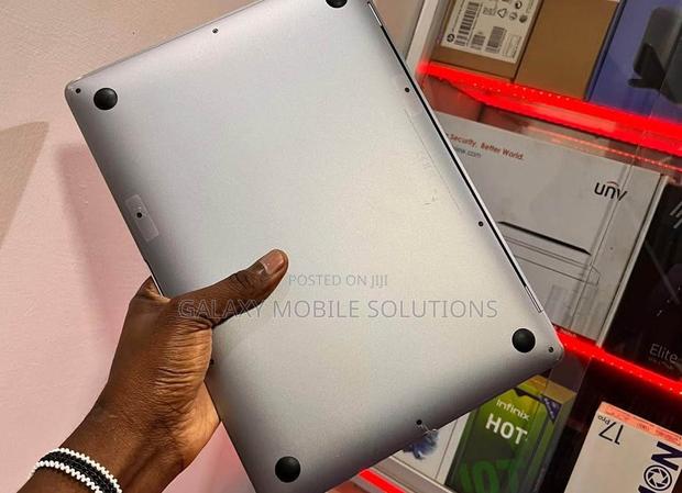 Laptop Apple MacBook Air 2018 16GB Intel Core i5 SSD 256GB