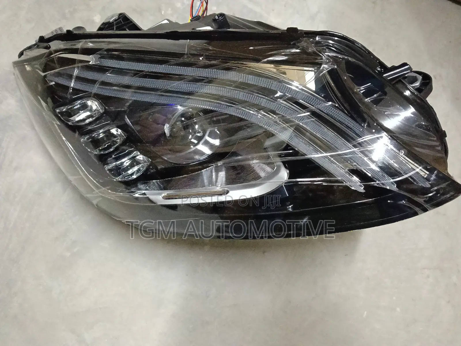 Head Lamp Mercedes Benz W205 Right