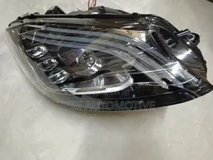 Head Lamp Mercedes Benz W205 Right