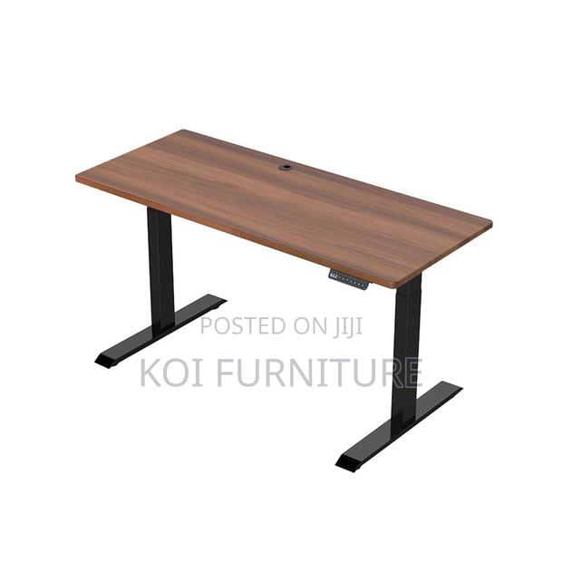 Office Desk: Modern 1.4m Electrical Height Adjustable Desk - thumbnail 8