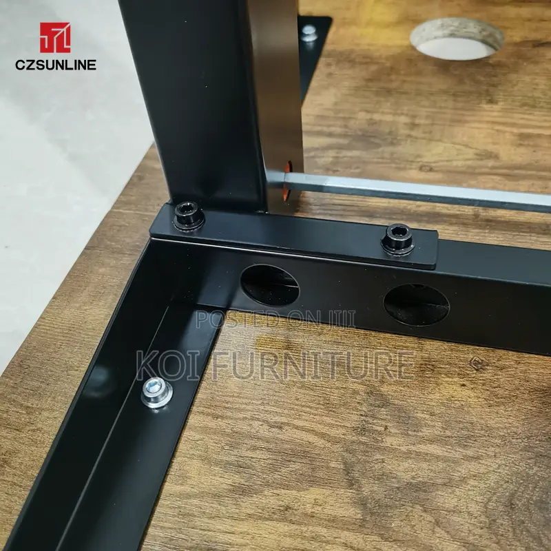 Office Desk: Modern 1.4m Electrical Height Adjustable Desk