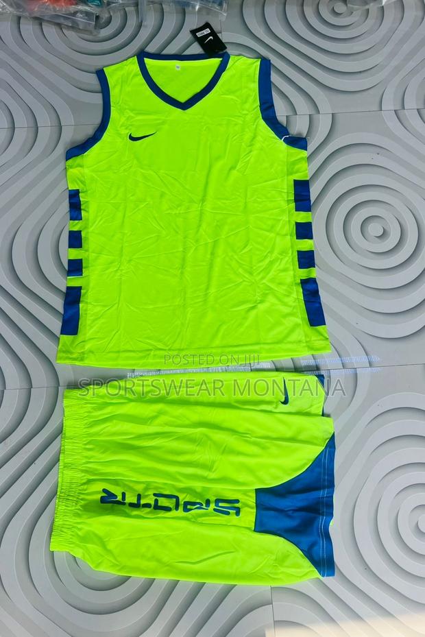 Sportswear - thumbnail 4