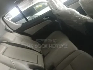 Isuzu MU-X 2017 Black