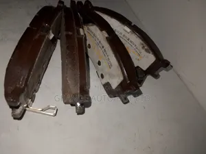 Front Brake Pads Kia Pride 2000 (Genuine Parts)