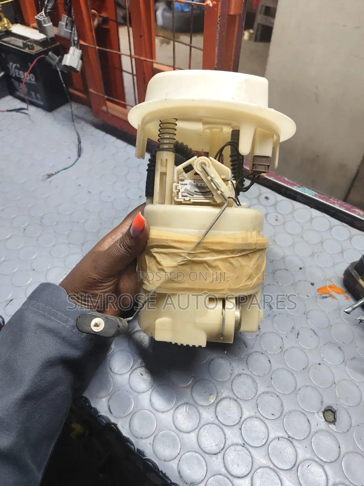 Fuel Pump Peogeout 307.