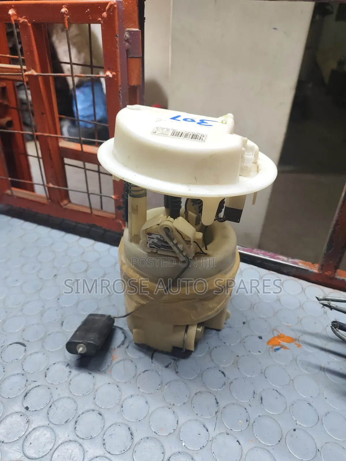 Fuel Pump Peogeout 307.