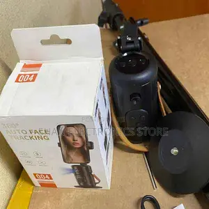 Type-C Fast Charging Smooth 360°Rotation Auto Face Tracking Selfie