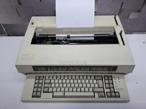 Ibm Lexmark Wheelwriter 3000 Electric Typewriter (Reconditioned)
