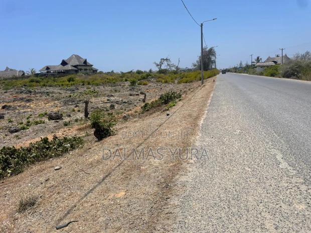 A Half an Acre Land in Watamu - thumbnail 3