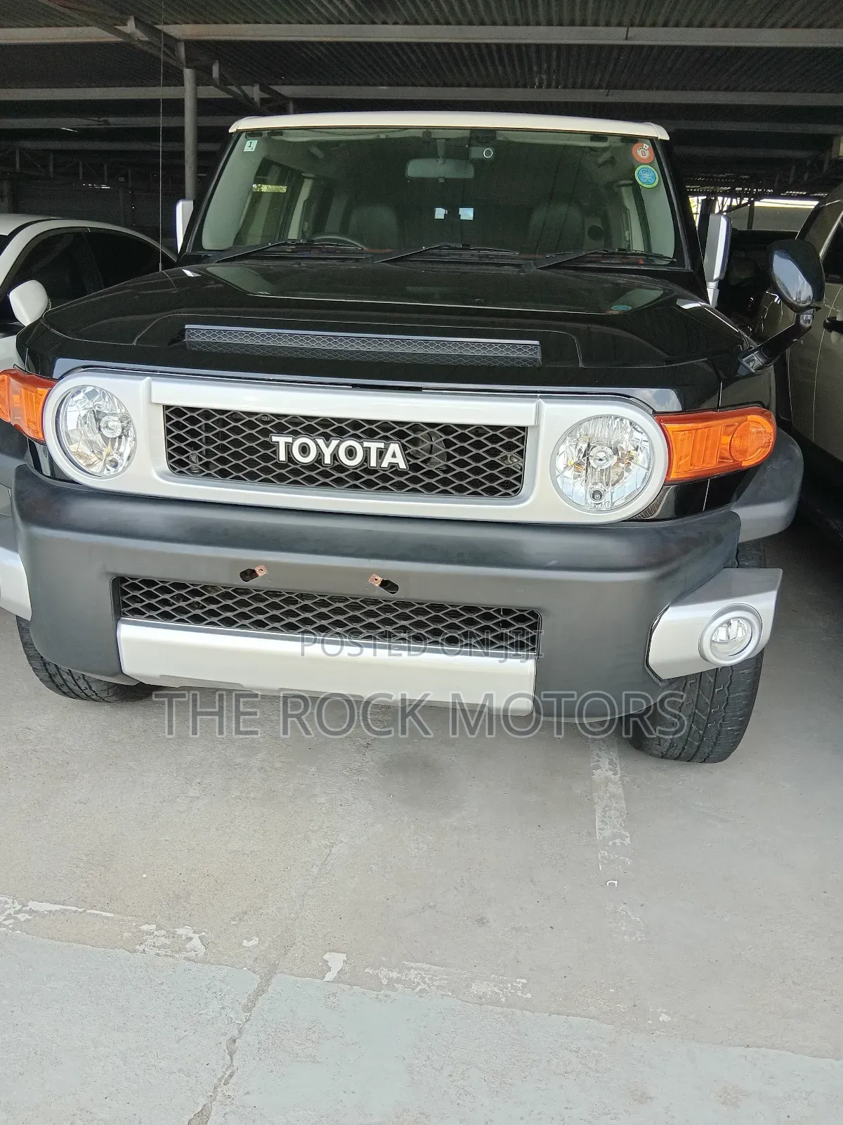 Toyota FJ Cruiser 2014 Black