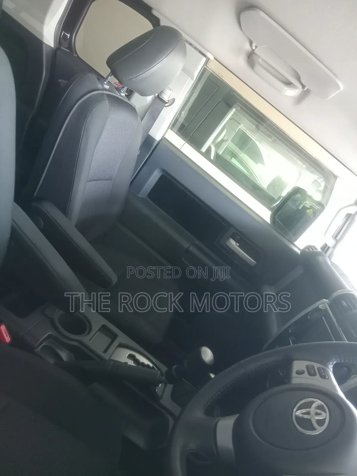 Toyota FJ Cruiser 2014 Black