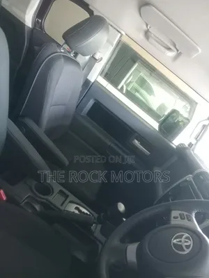 Toyota FJ Cruiser 2014 Black