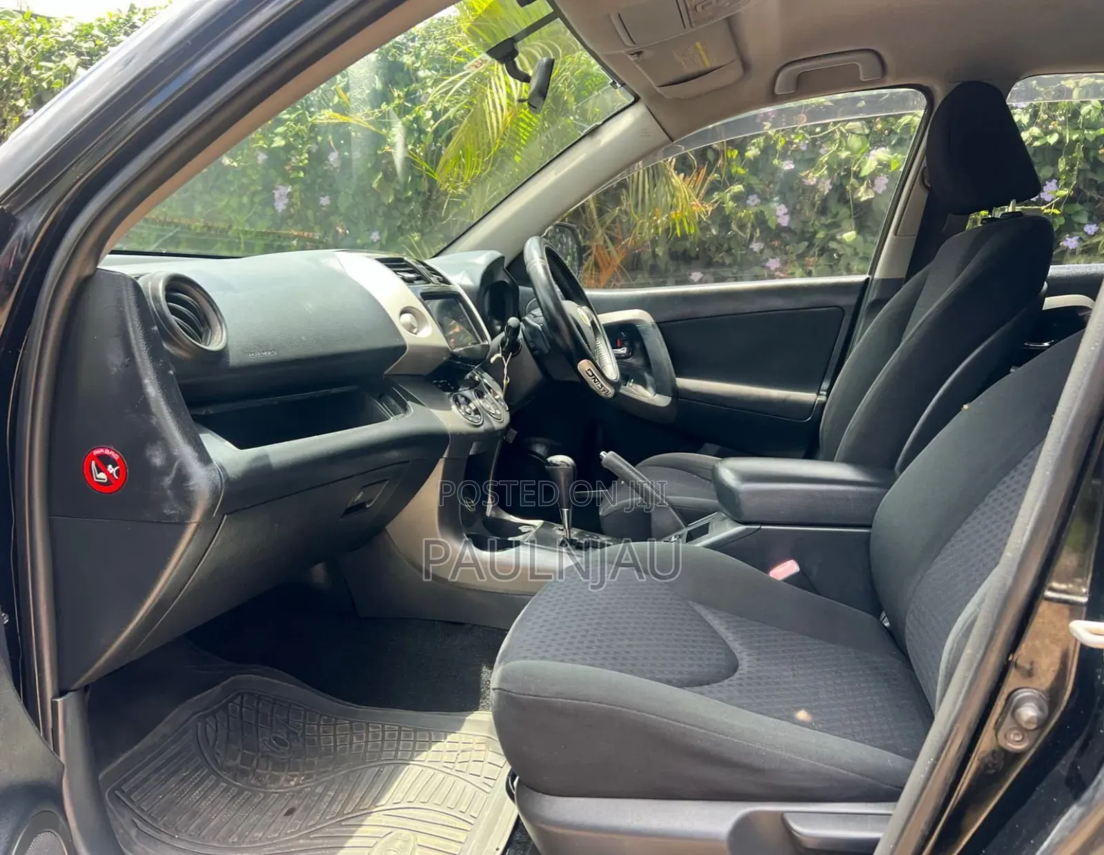 Toyota Vanguard 2010 Black