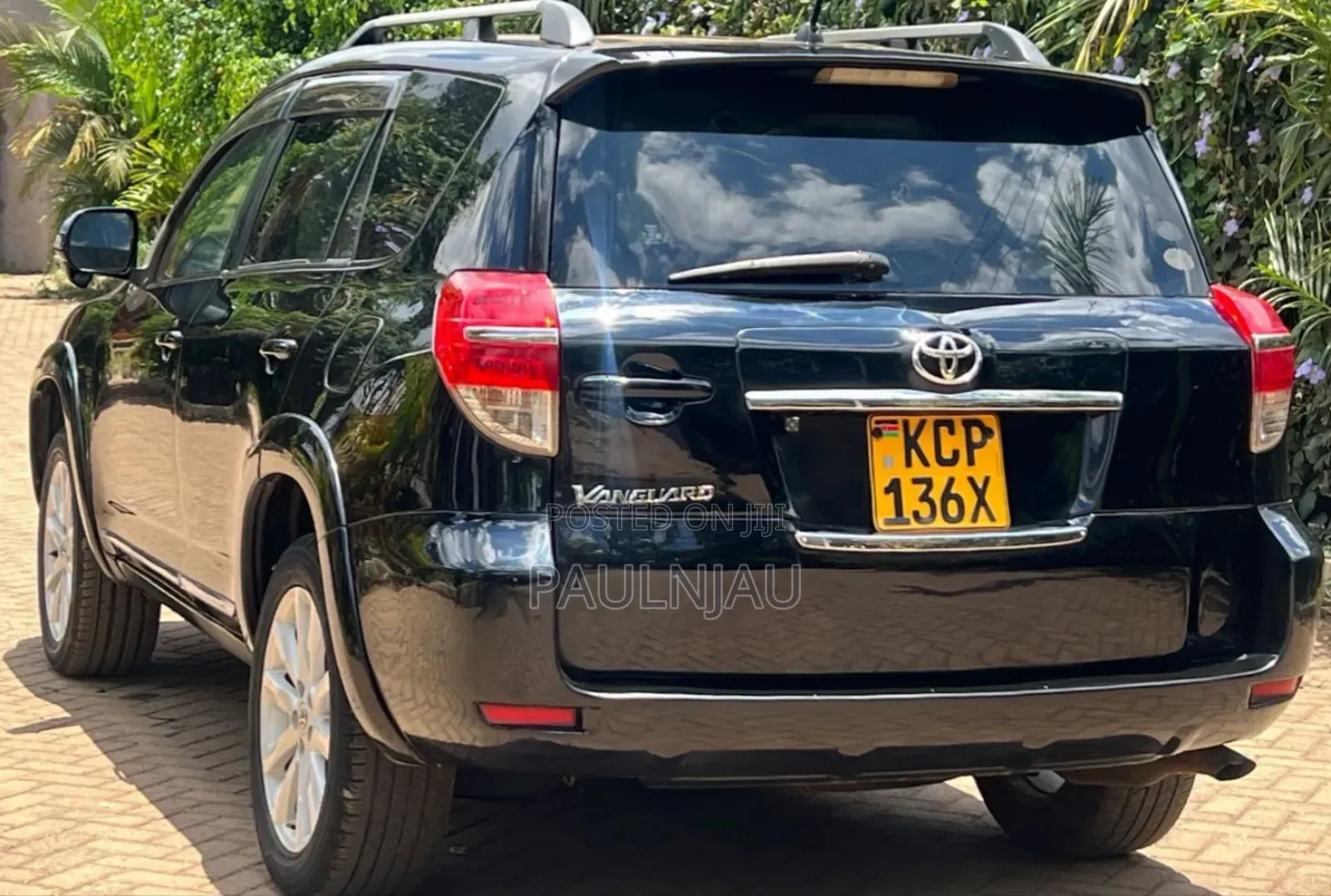 Toyota Vanguard 2010 Black