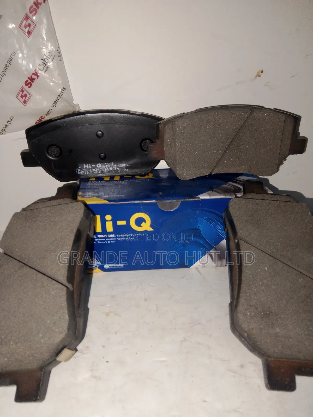 Front Brake Pads Hyundai Santa Fe 2018 (Hi-Q Brand)