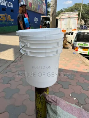 Strong 10 LTRS Storage Bucket. Strong and Durable Bucket S