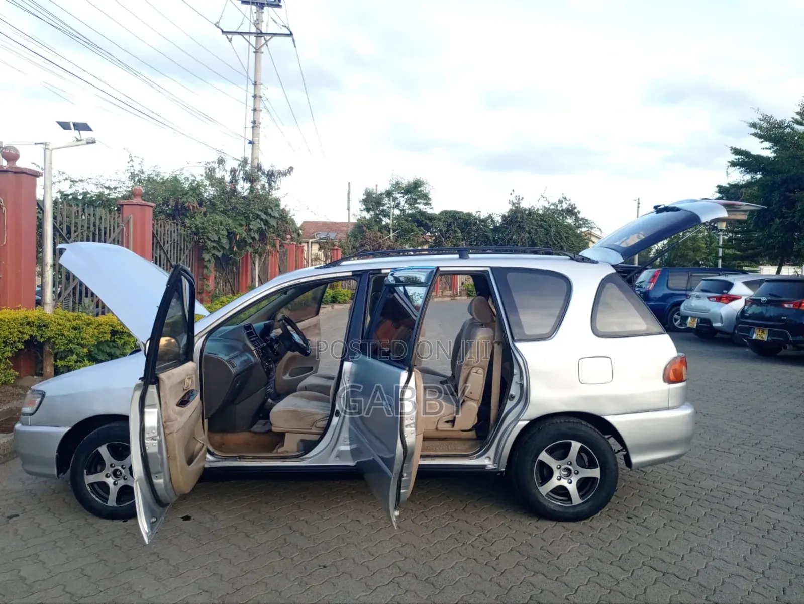 Toyota Ipsum 1990 Silver